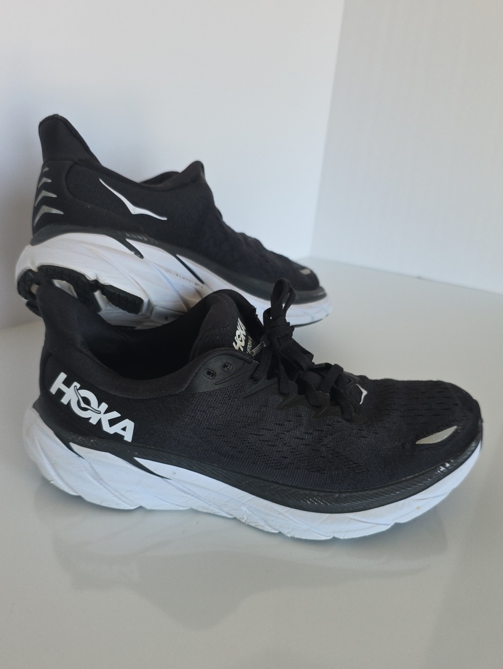 Hoka (9) CLIFTON8 Black and White Athletic Running Shoes